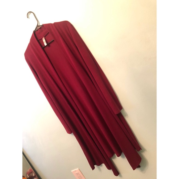 Long Slit Maroon Cardigan - Picture 2 of 2
